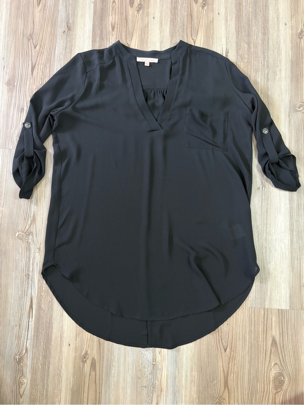 Gibson Latimer Black V-Neck Roll-Sleeve Tunic